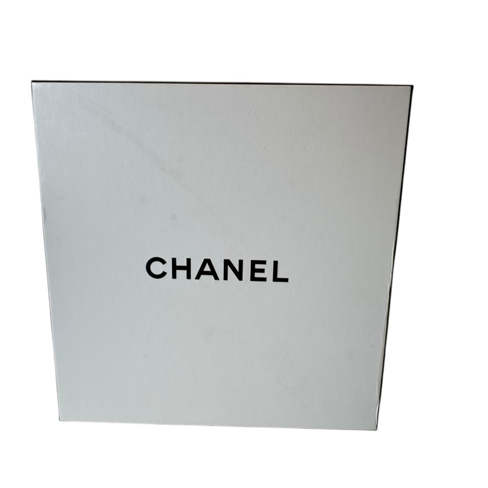 CHANEL Empty Chance Perfume Box Classic White Gift Box